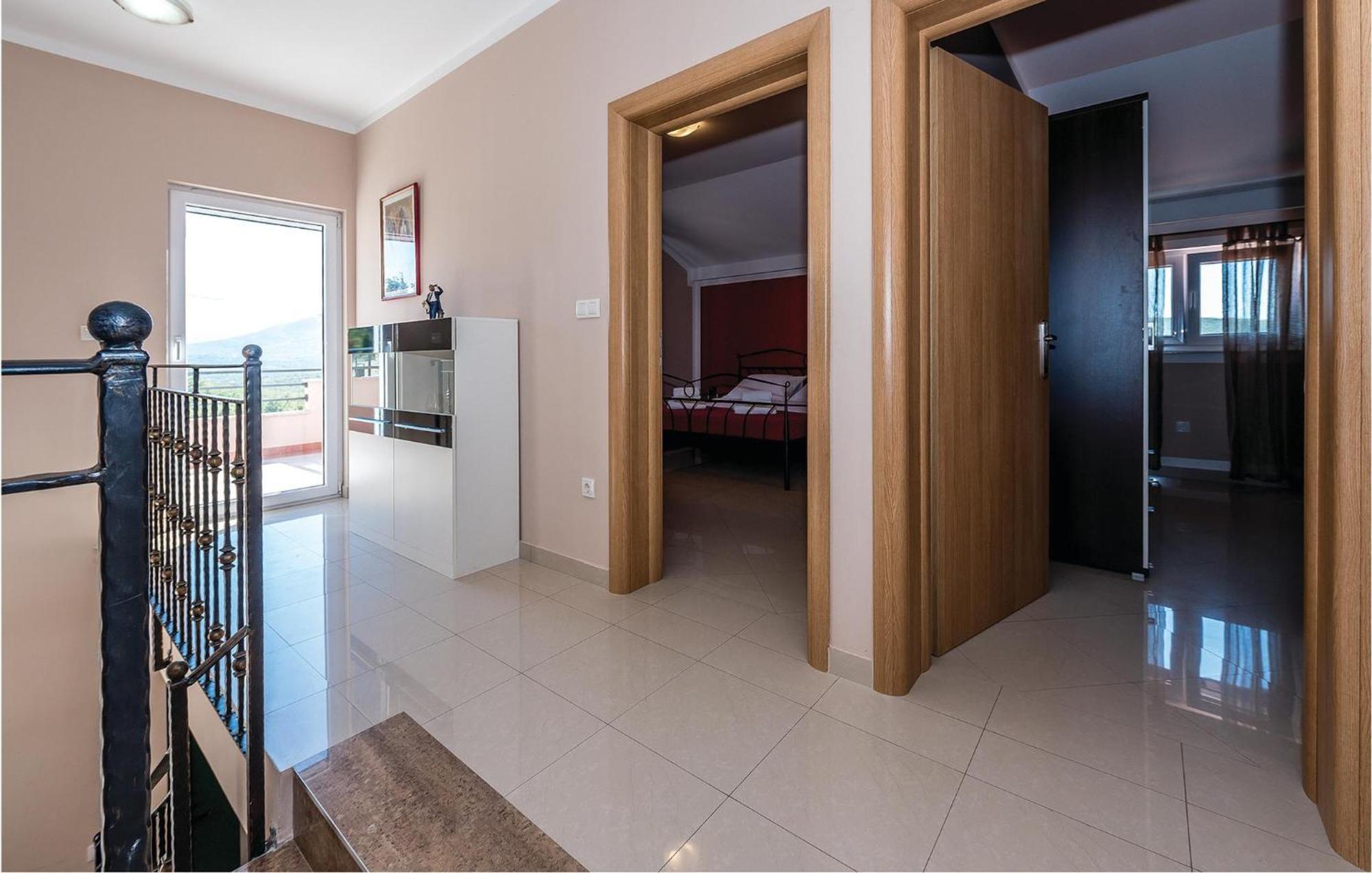 Gorgeous Home In Kijevo With Kitchen Bagian luar foto